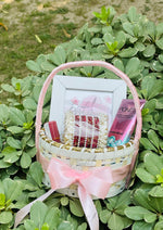 Load image into Gallery viewer, Elegant Mother’s Day Gift Basket | GB-113
