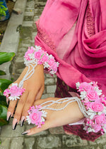 Load image into Gallery viewer, Pink Petal Gajray | ER-004
