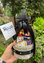 Load image into Gallery viewer, Luxury Black Pearl Gift Basket | GB-046
