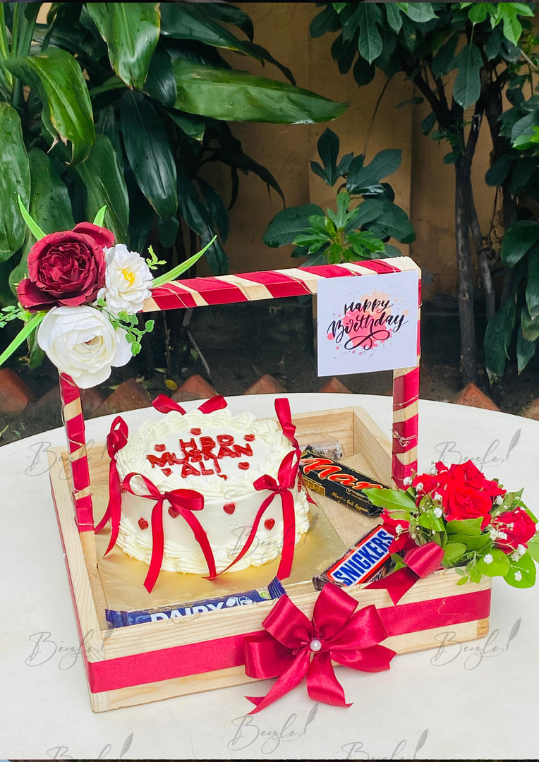 Cake Gift Tray with Chocolates | CBT-002