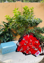 Load image into Gallery viewer, Luxurious Rose Bouquet with Layers Cake Box | GDEL-146

