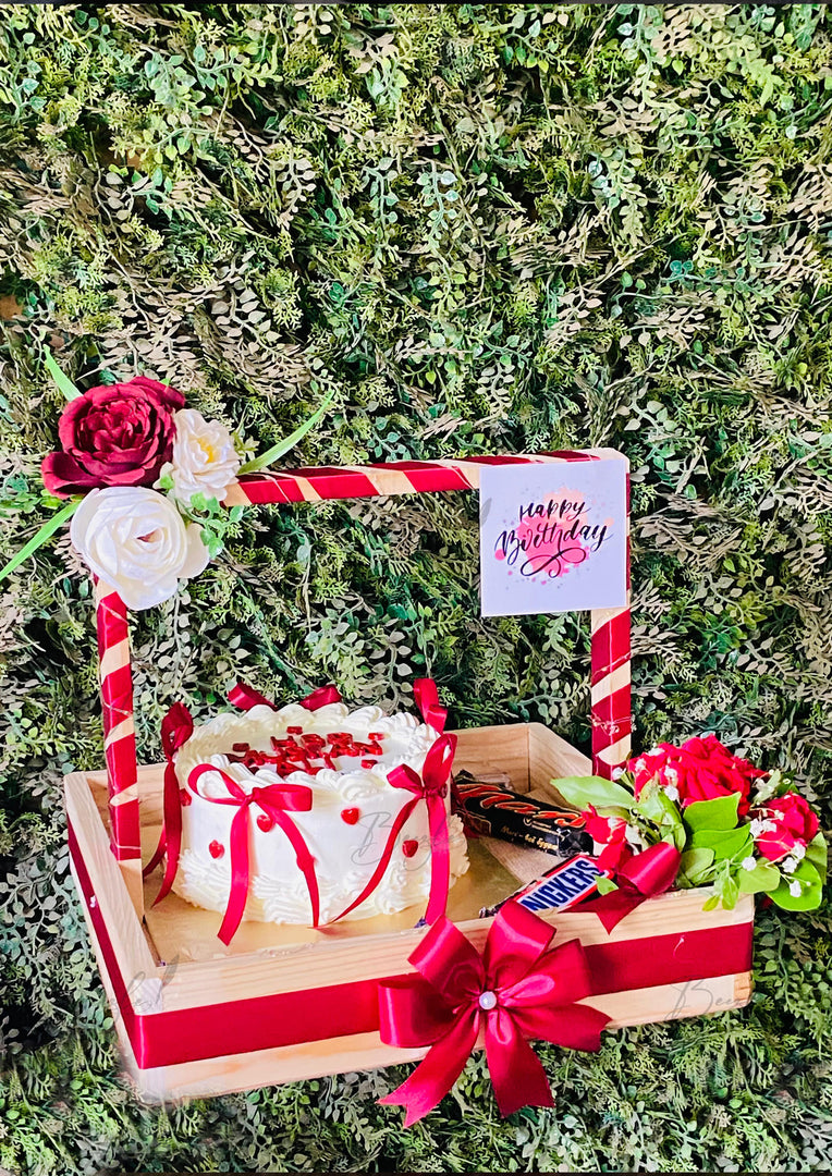 Cake Gift Tray with Chocolates | CBT-002