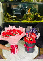 Load image into Gallery viewer, Lovely Rose Bouquet with Chocolate Gift Box | GDEL-117
