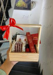 Red & Gold Festive Gift Basket | GB-139