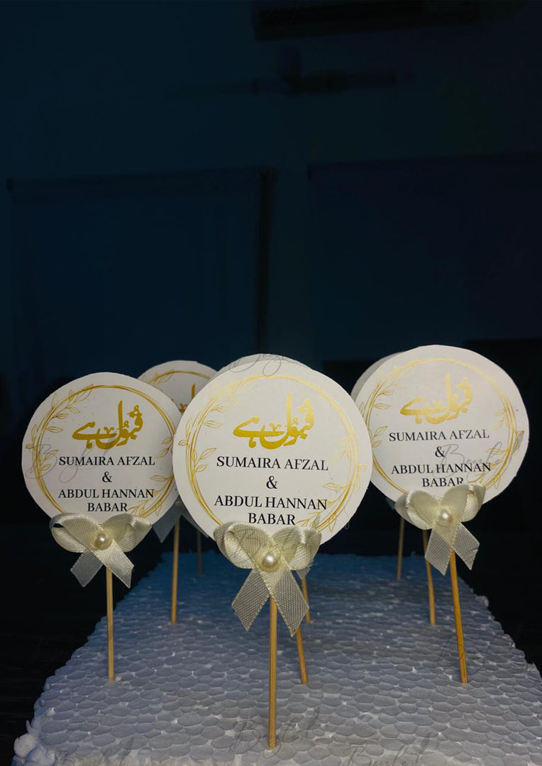 The Customized Methai Topper With White Ribbon | MT-016