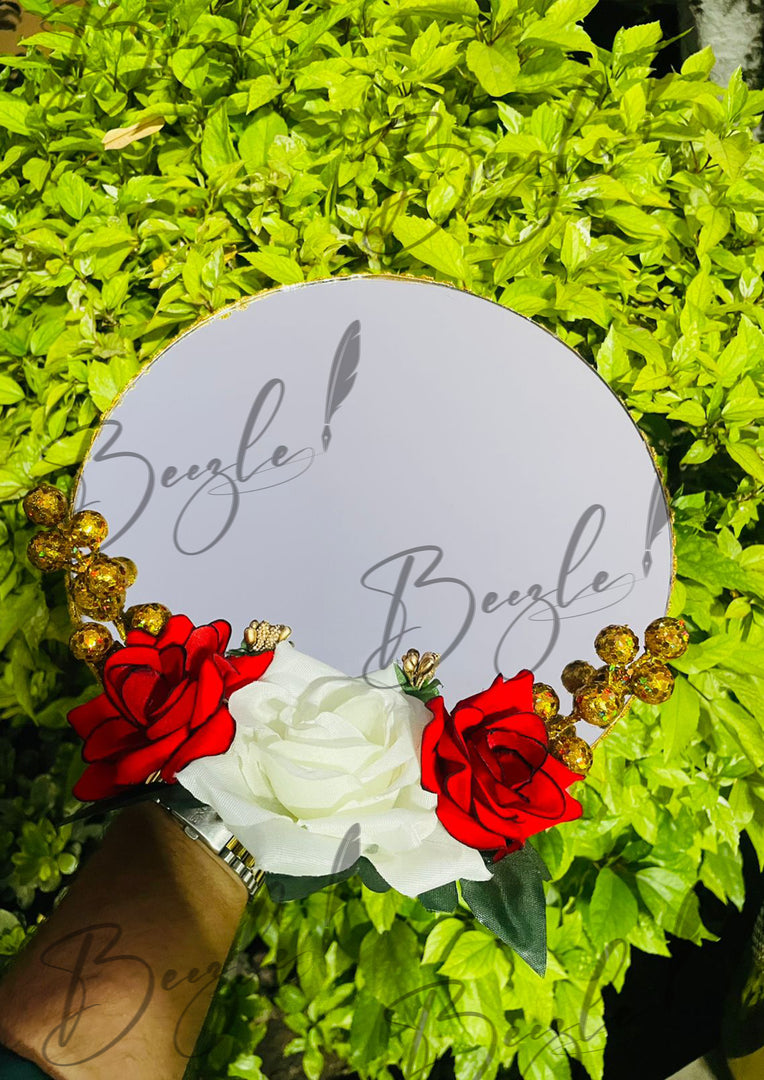 Mirror Engagement Ring Tray with Pearls Border and Red White Flowers | ERT-003