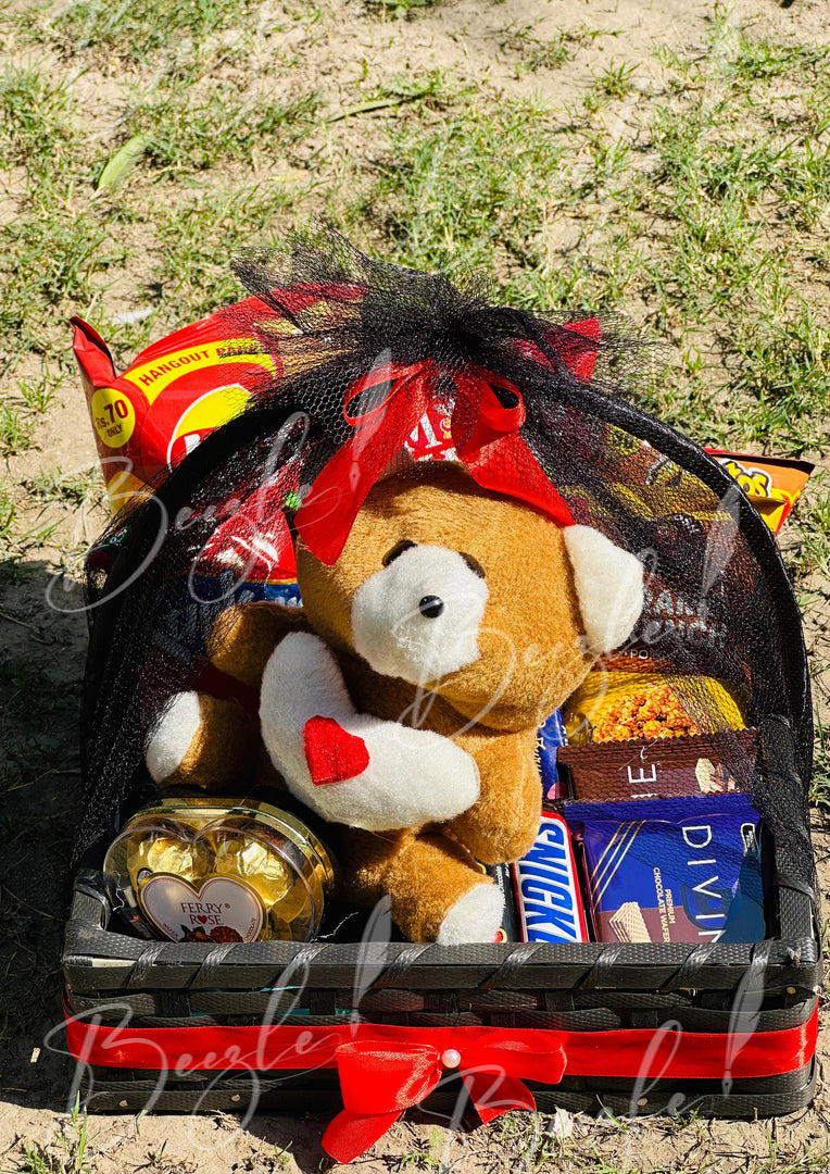 Cuddles & Treats Gift Basket | GB-048