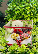 Load image into Gallery viewer, Sweet Hug Gift Box | GBO-127
