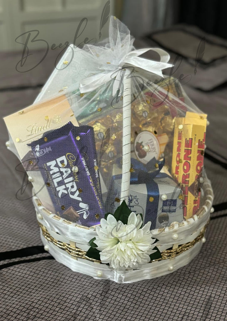 Gift Basket Decorated With Chocolates Deliver Only in Lahore | GB-005