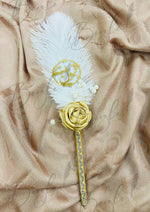 Load image into Gallery viewer, The Beautiful Qubool Hai Nikah Pen With Golden Flower &amp; Pearl | PEN-37
