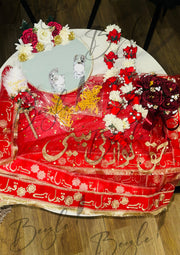Nikkah Dupatta, Attractive Tray, Gajray, and Beautiful Pen