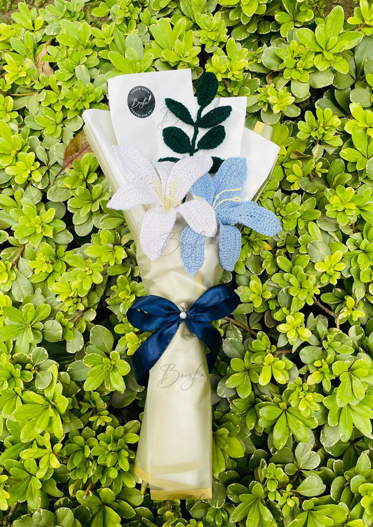 Blue Lily Charm | BCG-198