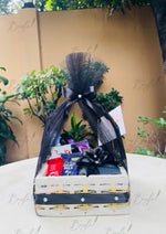 Load image into Gallery viewer, Premium Sweets Surprise Hamper | GB-083
