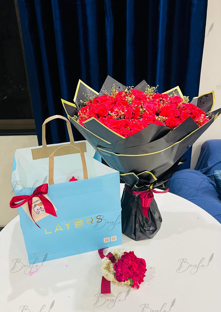 Red Rose Bouquet with Layers Cake Delight Gift | GDEL-147