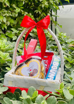 Load image into Gallery viewer, Valentine&#39;s Sweetheart Basket | GB-122
