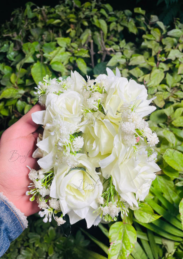 Elegant White Rose Gajray | GAY-020