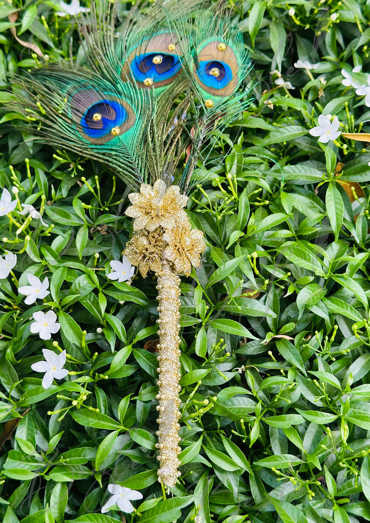 The Nikkah Pen Decorated With Golden Lace, Three Peacock Feather | PEN-47