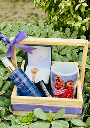 Personalized Gift Box with Watch, Custom Mug & Body Mist | GB-101