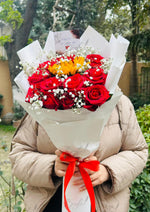 Load image into Gallery viewer, Sunlit Roses Bouquet | BCG-277