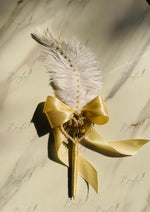Load image into Gallery viewer, Gold Grace Feather Pen | PEN-112
