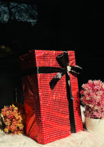 Load image into Gallery viewer, Glamorous Red Gift Box | GBO-020
