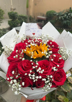 Load image into Gallery viewer, Sunlit Roses Bouquet | BCG-277