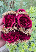Load image into Gallery viewer, Rosy Bridal Hand Gajra | GAY-016
