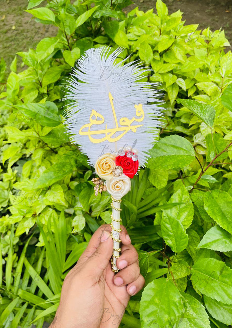 The Qubool Hai Nikah Pen With Golden White & Red Flower | PEN-91