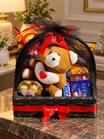 Load image into Gallery viewer, Cuddles &amp; Treats Gift Basket | GB-048