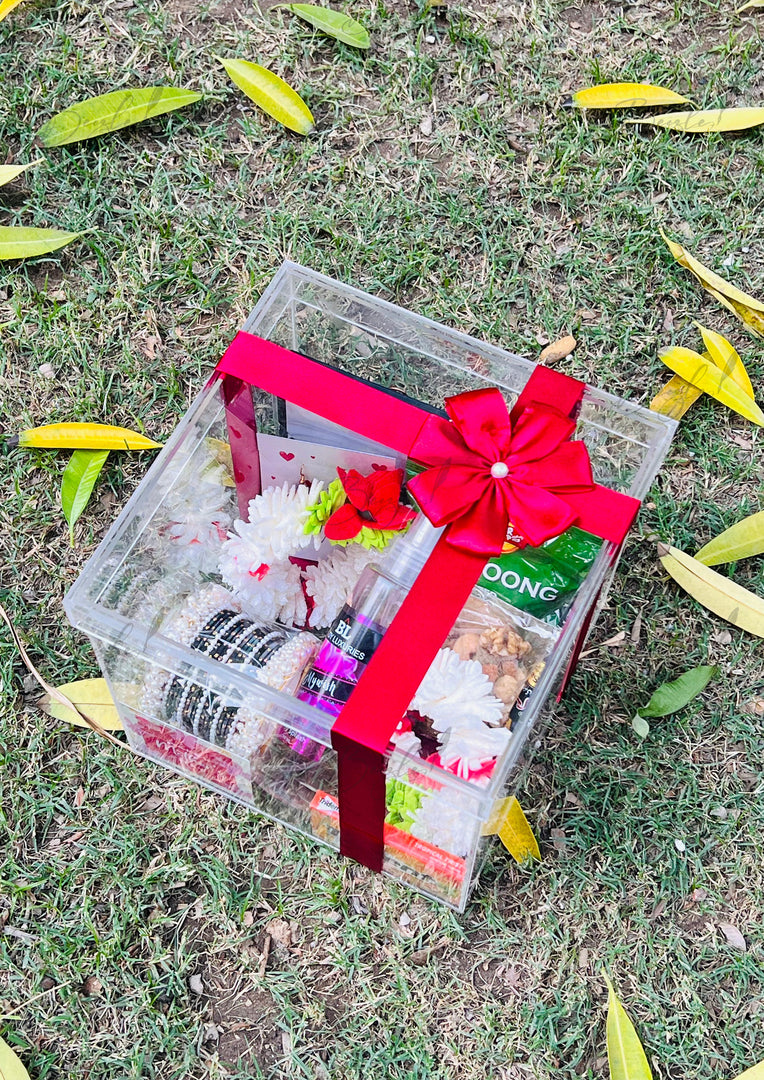 Crystal Clear Mother’s Day Acrylic Gift Box | GBO-080