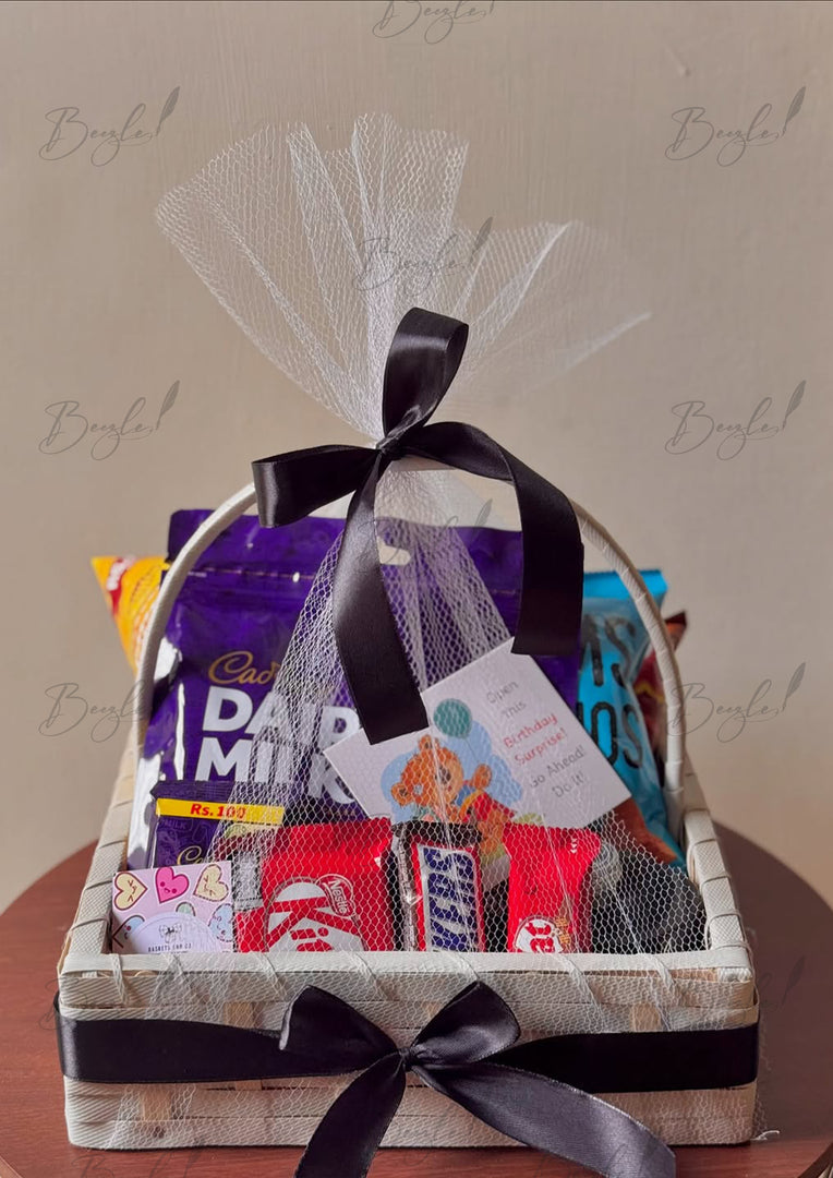Snack Gift Basket with Black Ribbon | GB-173