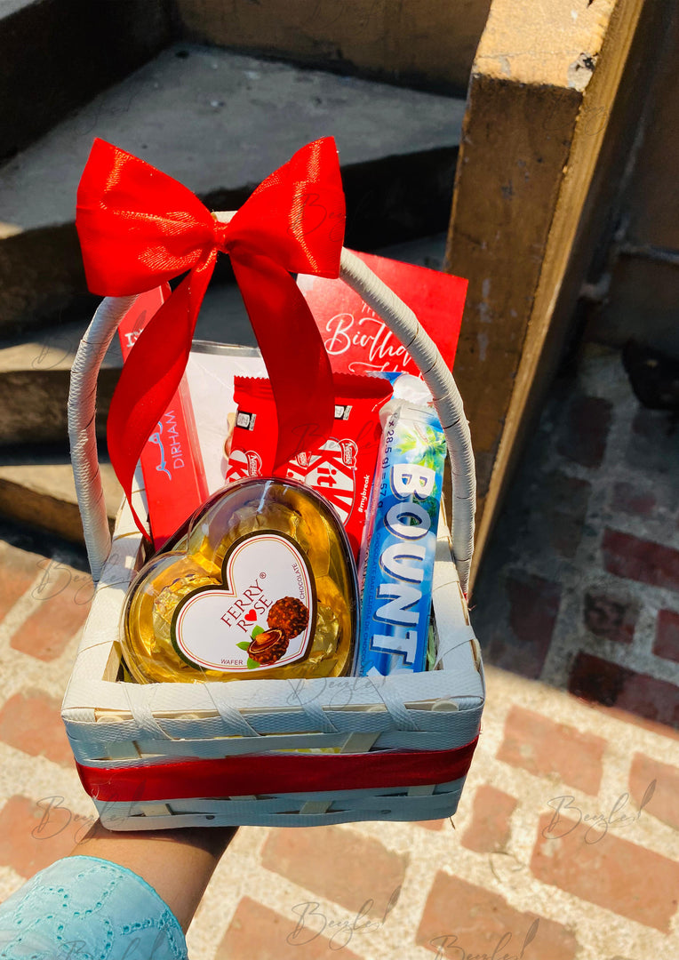 Valentine's Sweetheart Basket | GB-122