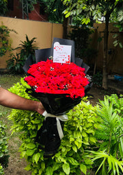 Red Rose Bouquet with Black Wrap & Greeting Card | BCG-169