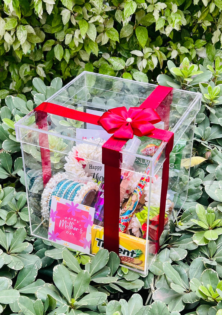 Crystal Clear Mother’s Day Acrylic Gift Box | GBO-080