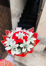 Load image into Gallery viewer, 500 Rupee Note Bouquet with Red Roses | BCG-111
