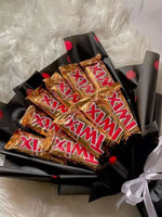 Load image into Gallery viewer, Twix Chocolate Bouquet with Bold Black Wrap | BCG-012
