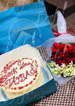 Load image into Gallery viewer, Layers Cake with Red Roses Bouquet | GC-008
