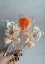 Load image into Gallery viewer, Gerbera Flower Stick Candles | SCDS-005
