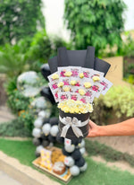 Load image into Gallery viewer, Romantic yellow Roses Box with Love Notes