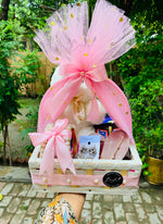 Load image into Gallery viewer, Luxury Black Gift Basket with Premium Treats | GB-085