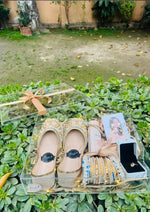 Load image into Gallery viewer, Golden Glow Grace Box | GBO-232