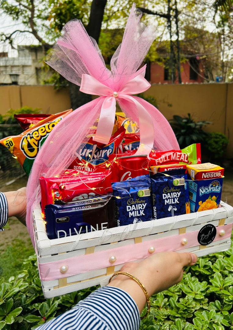 Snack Gift Basket with Chips & Drinks | GB-170
