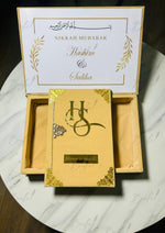 Load image into Gallery viewer, Gold Booklet Box | BOX-028